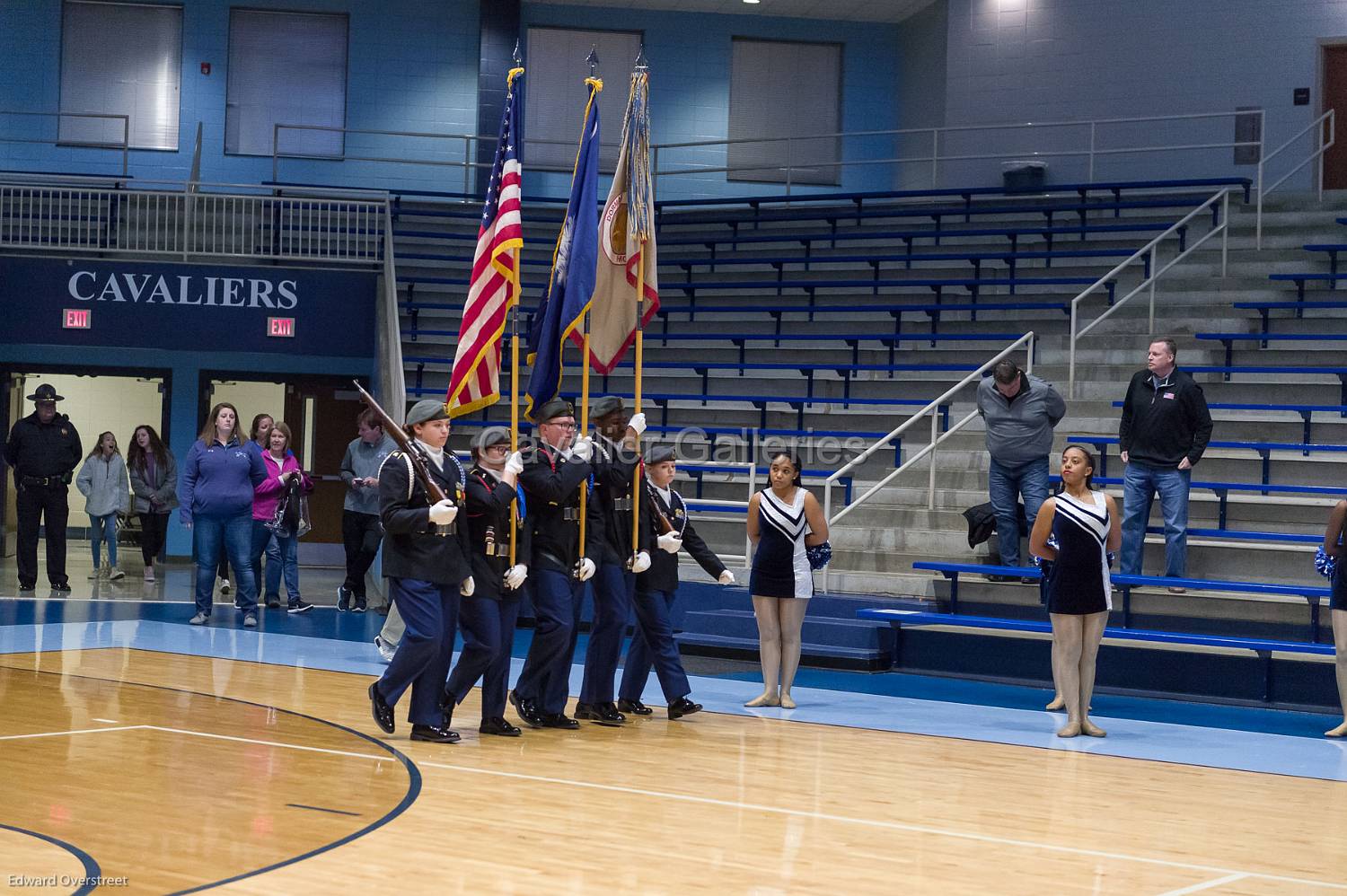 VarLadiesBBvsRiverside 4.jpg